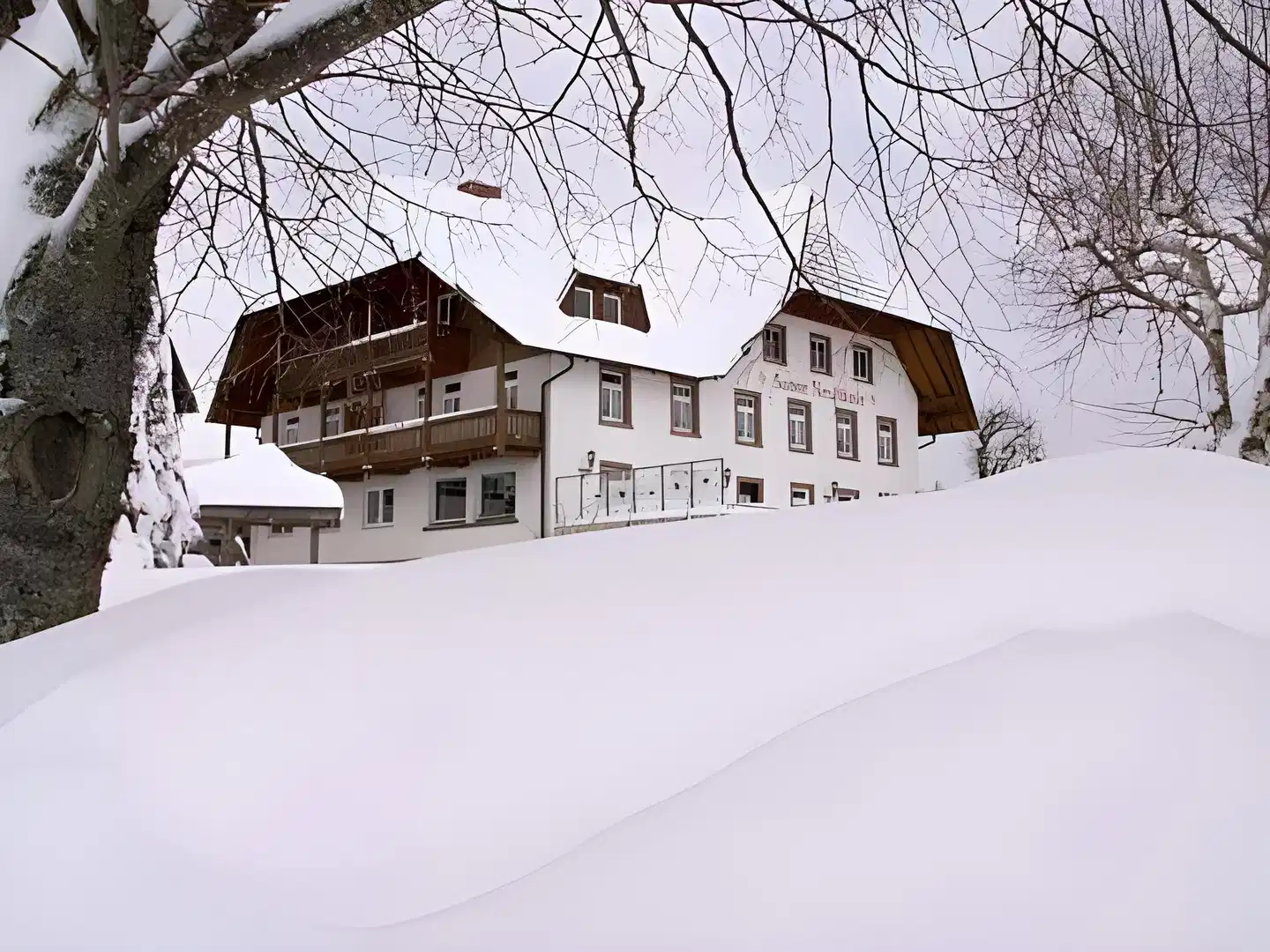 Sonne Neuhäusle Aussenansicht