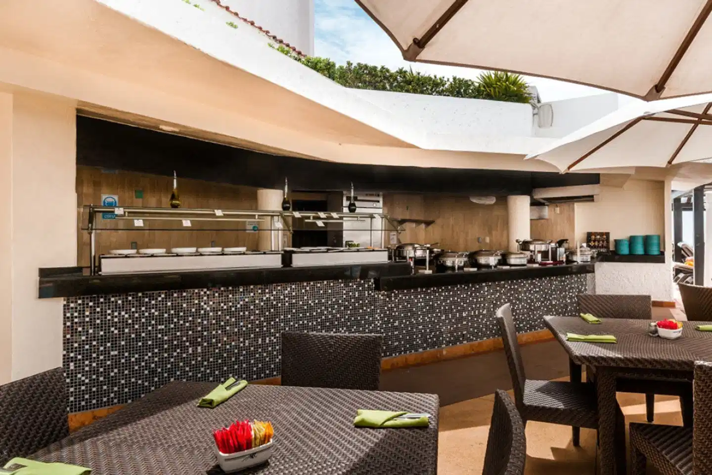 Gr Solaris Caribe Bar