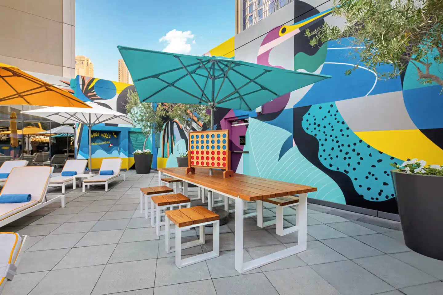 Rove Dubai Marina Terrasse