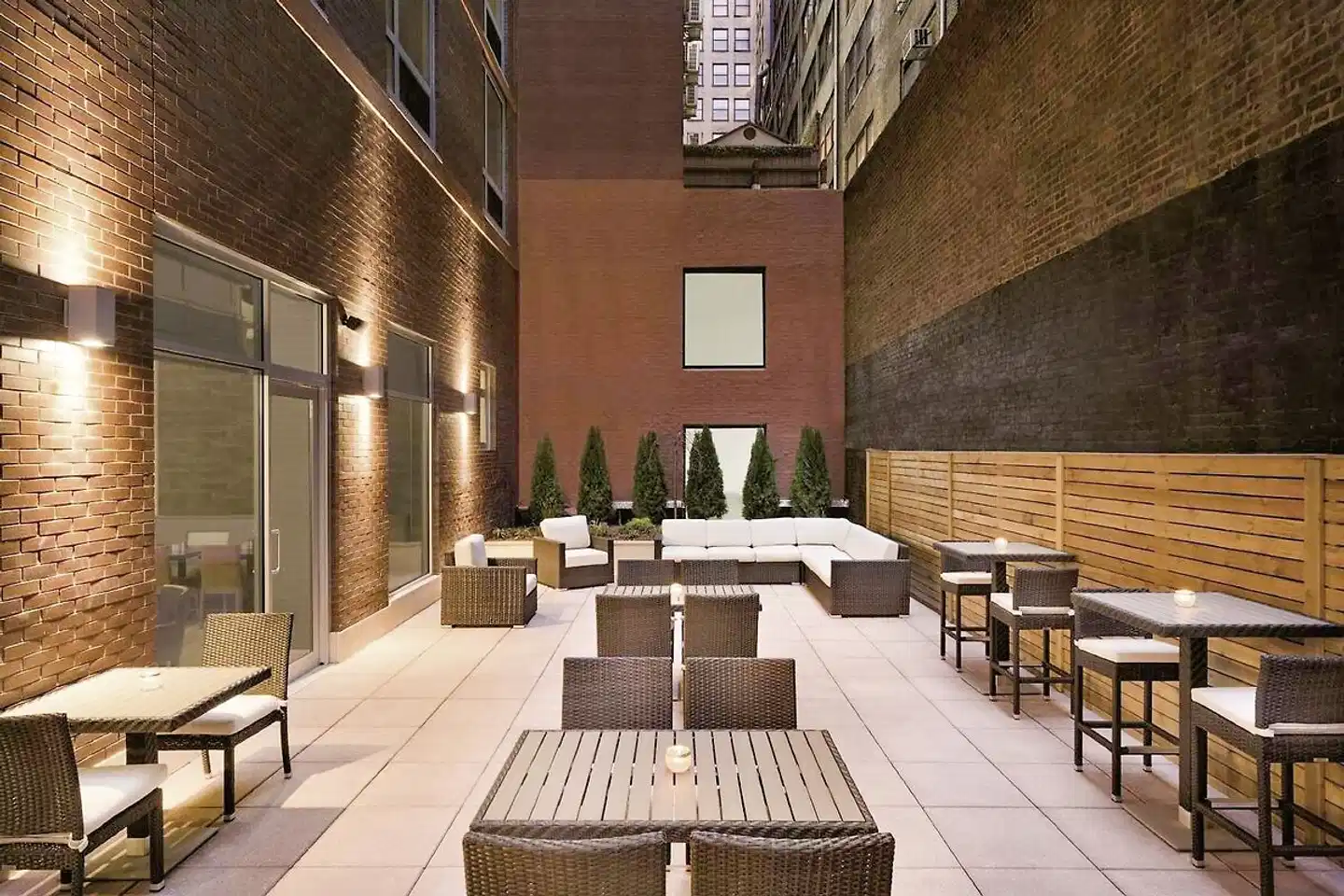 Hilton Garden Inn New York Times Square South Lobby