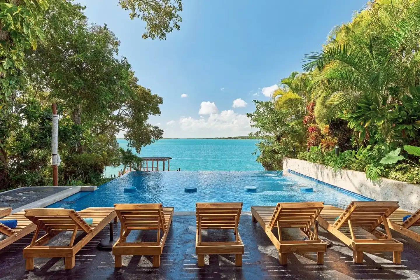 Cristalino Lagoon Front Hotel Restaurant & Spa Pool