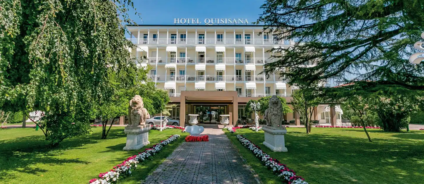 Quisisana Terme Aussenansicht