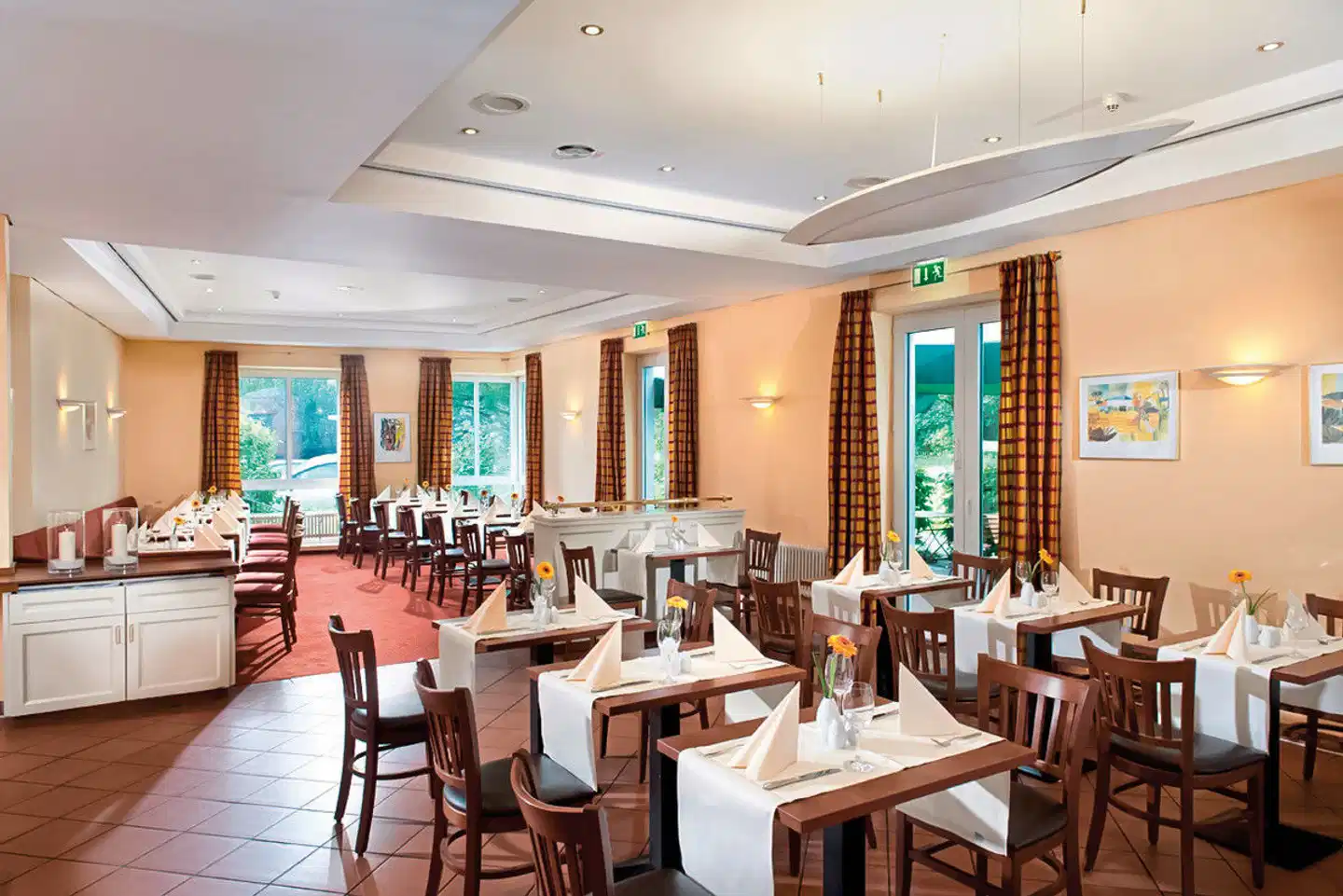 Wyndham Garden Potsdam Restaurant