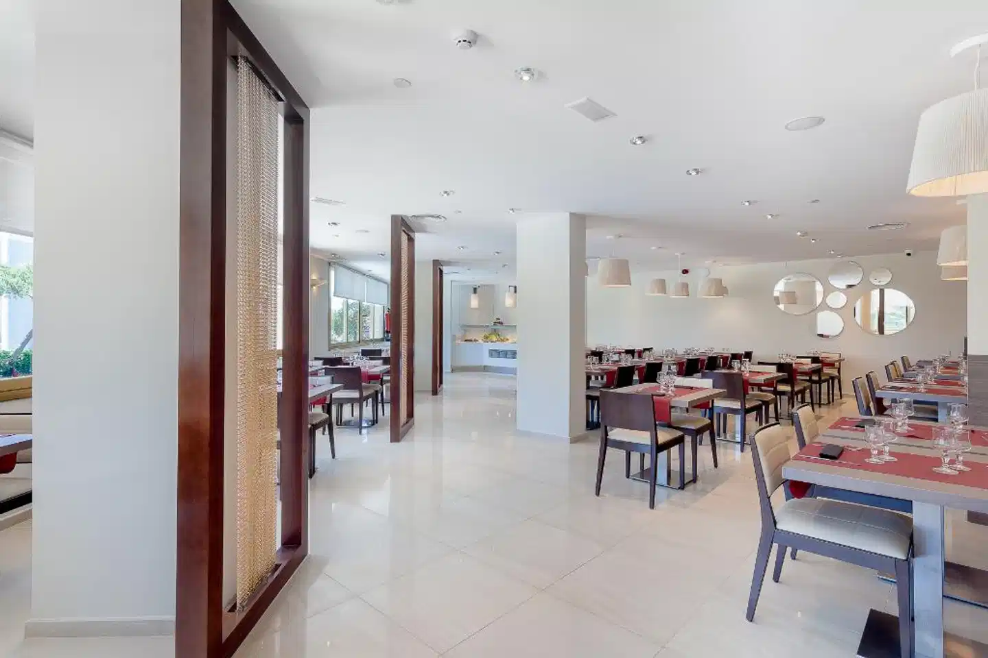 Beverly Park & Spa Lobby