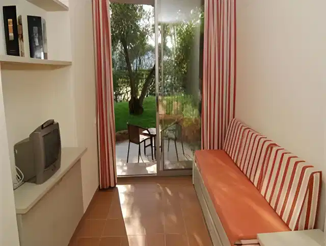 Aparthotel Ciutat de Palol Wohnbeispiel