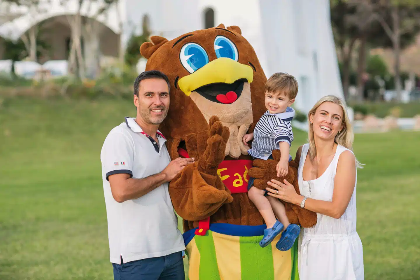 Falkensteiner Resort Capo Boi Personen