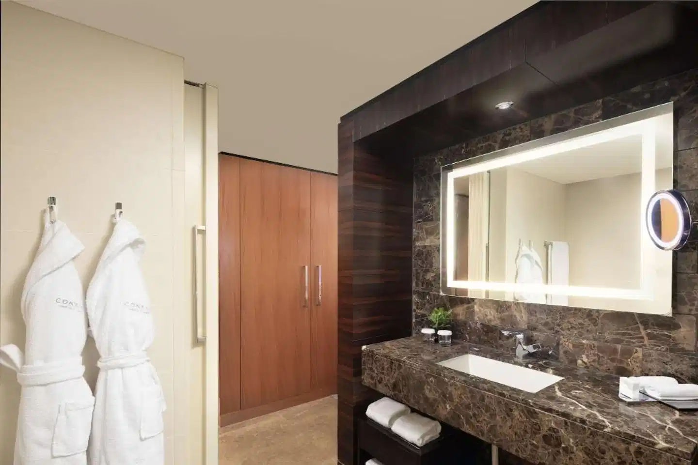 Conrad London St. James Badezimmer