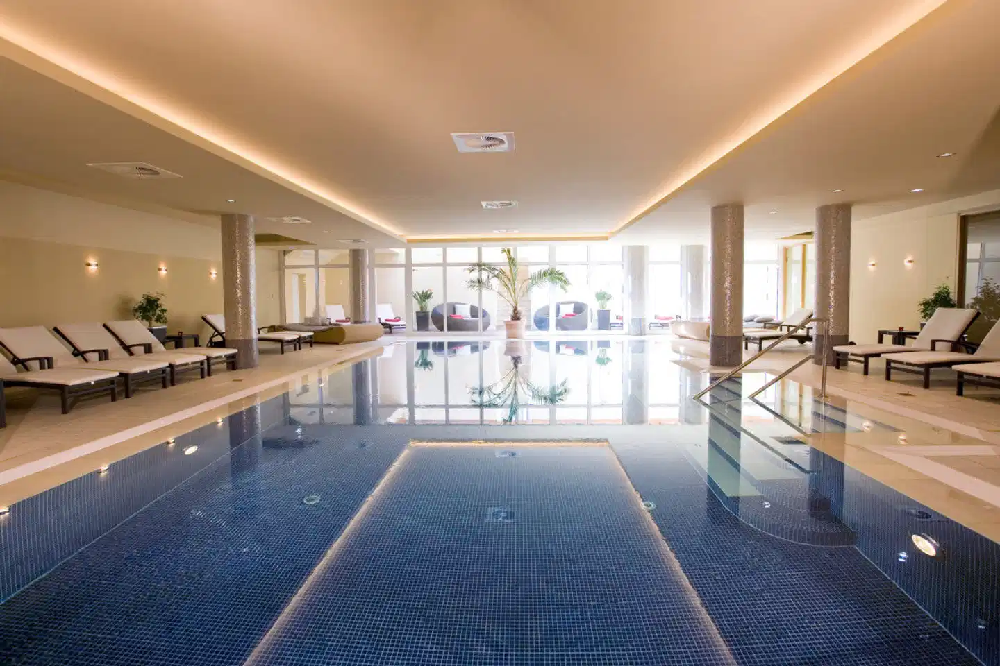 Hotel IV Jahreszeiten Kühlungsborn Hallenbad