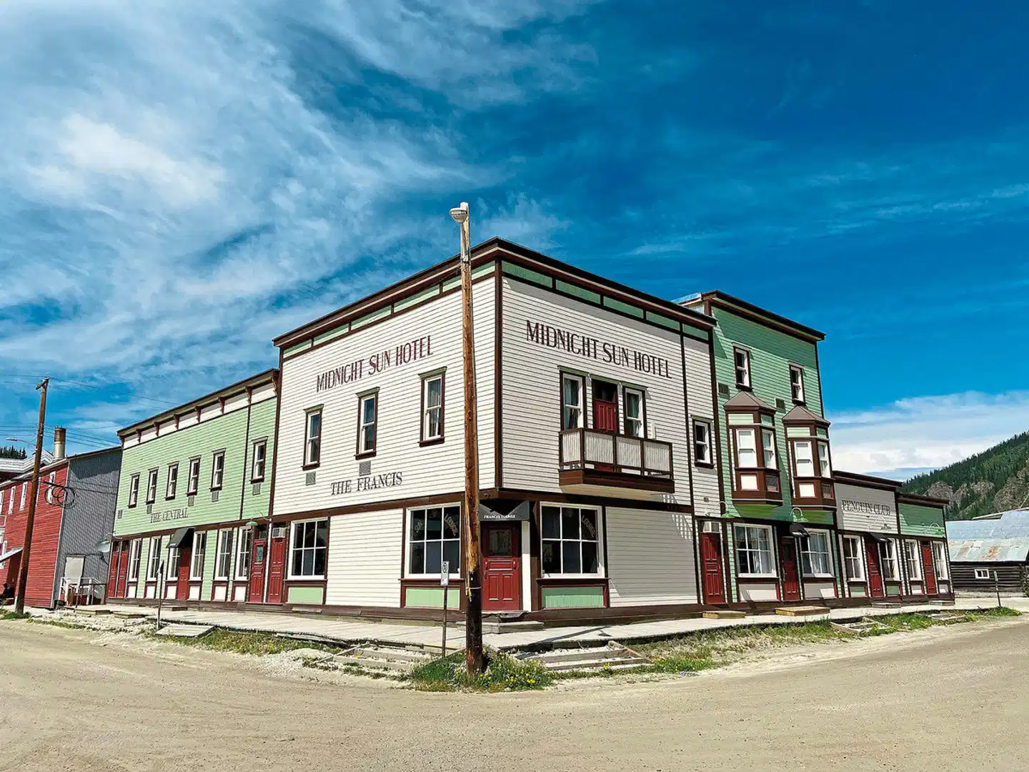 Midnight Sun Hotel Aussenansicht