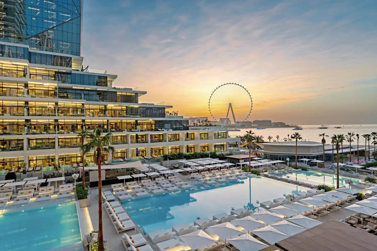 FIVE LUXE JBR Pool