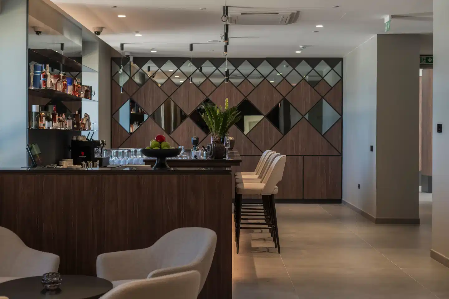 Monumenti Heritage Hotel & Resort Bar