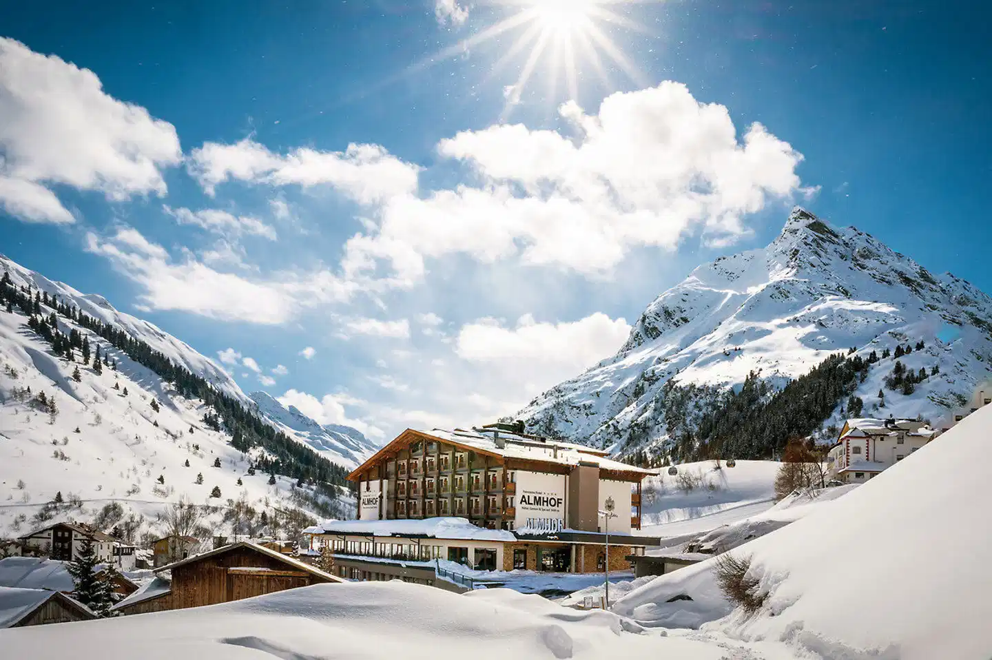 Panorama Hotel Almhof Aussenansicht