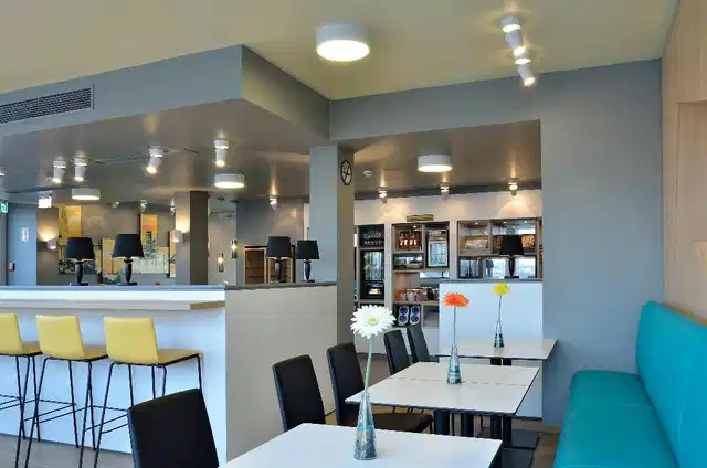 B&B Hotel Köln-Messe Bar