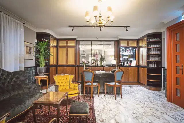 HENRI Hotel Wien Siebterbezirk Lobby