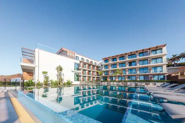 Sentido Galomar Pool