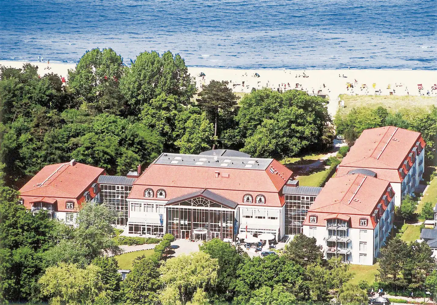 Seehotel Großherzog von Mecklenburg Aussenansicht