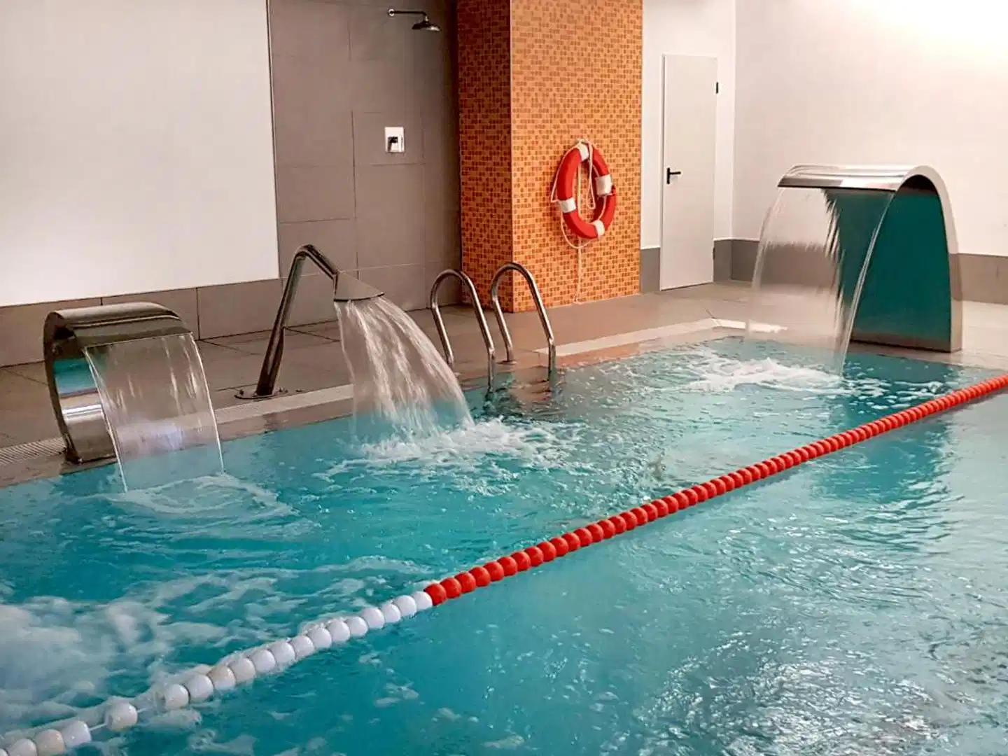 Intur Orange Hallenbad