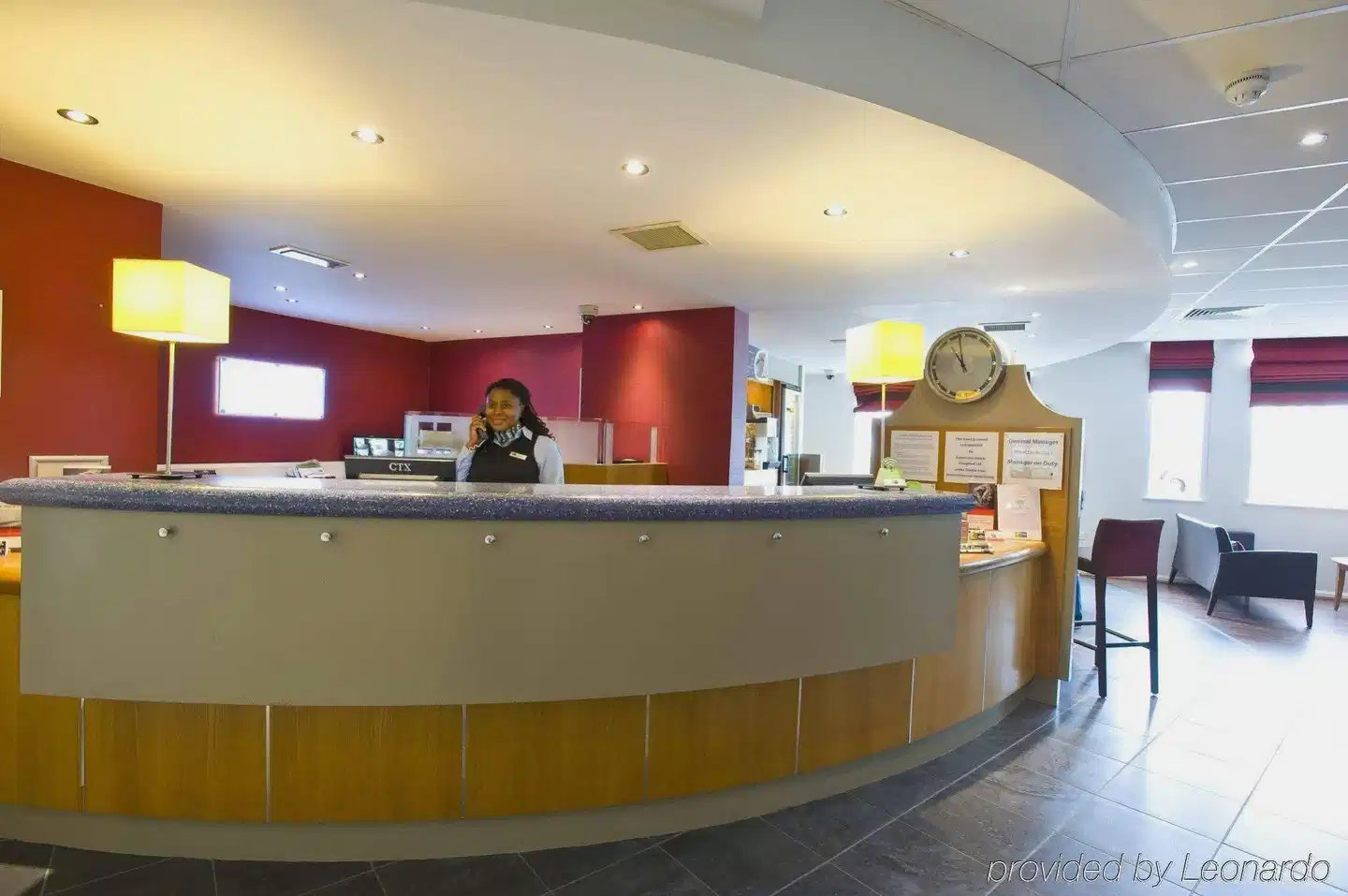 Holiday Inn Express London Chingford-Nth Circular Lobby