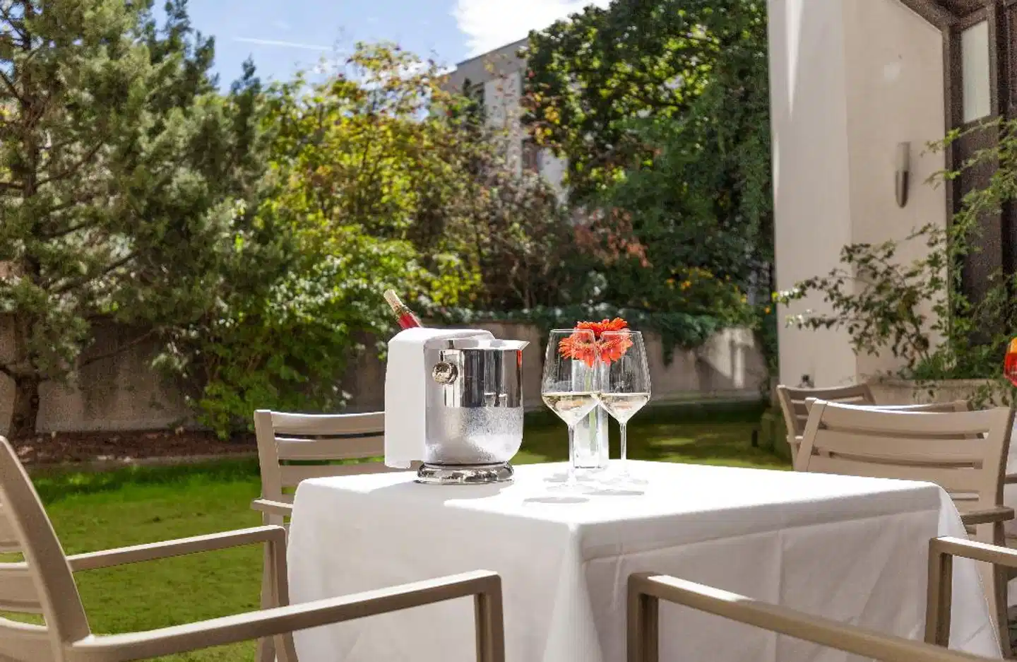 Leonardo Hotel Munich City North Terrasse