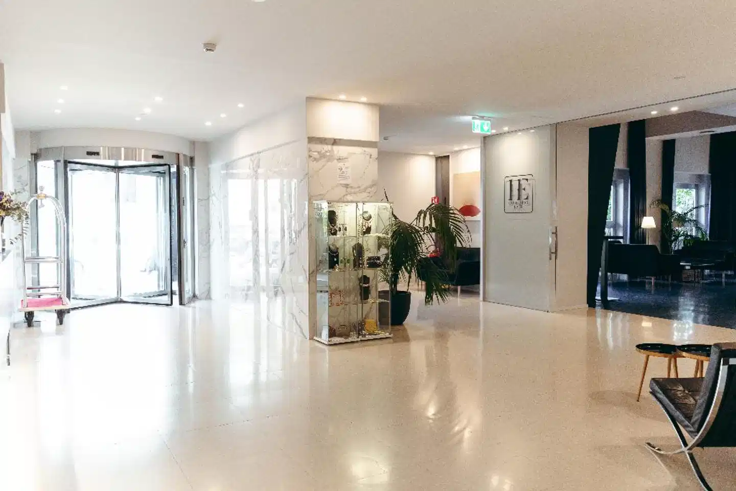 Excelsior Congressi Lobby