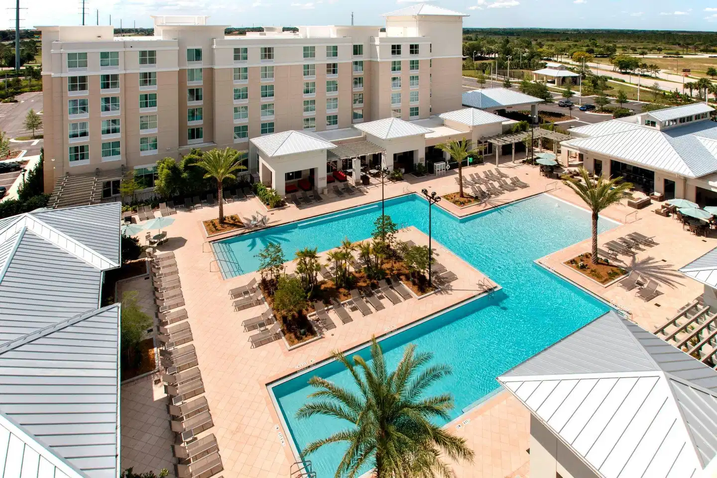SpringHill Suites Orlando at FLAMINGO CROSSINGS® Town Center/West.Entr. Pool
