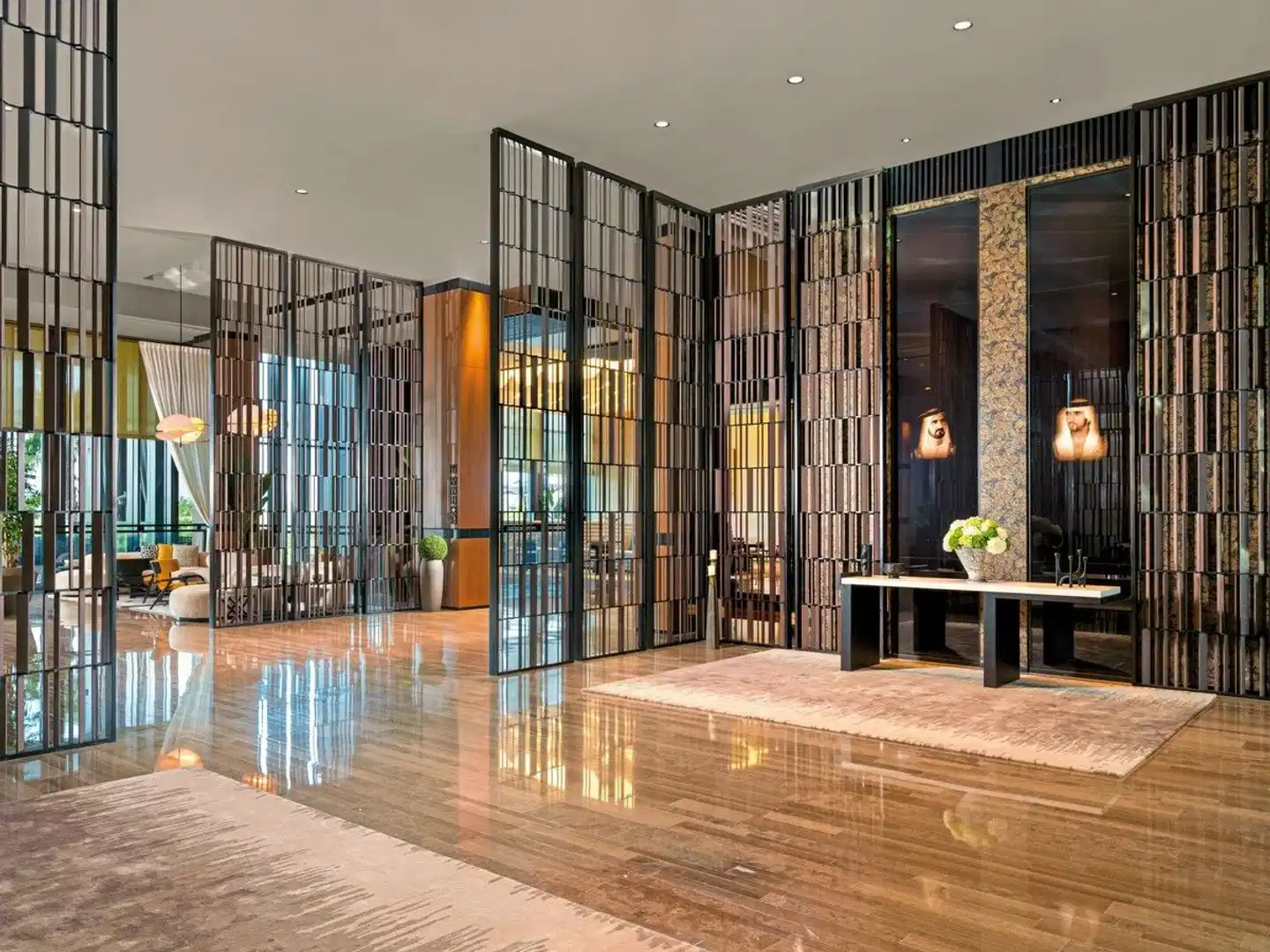 Banyan Tree Dubai at Bluewaters Lobby