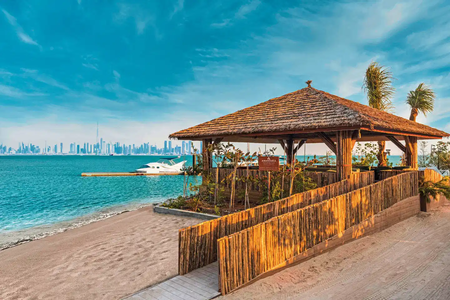 Anantara World Islands Dubai Resort Bar
