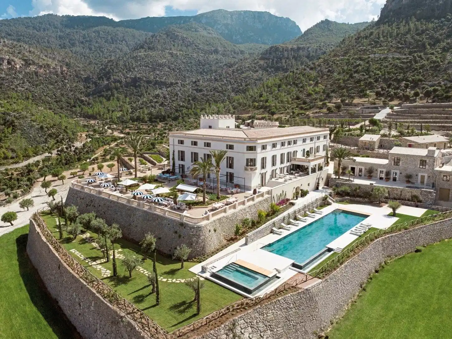 Son Bunyola Hotel Aussenansicht