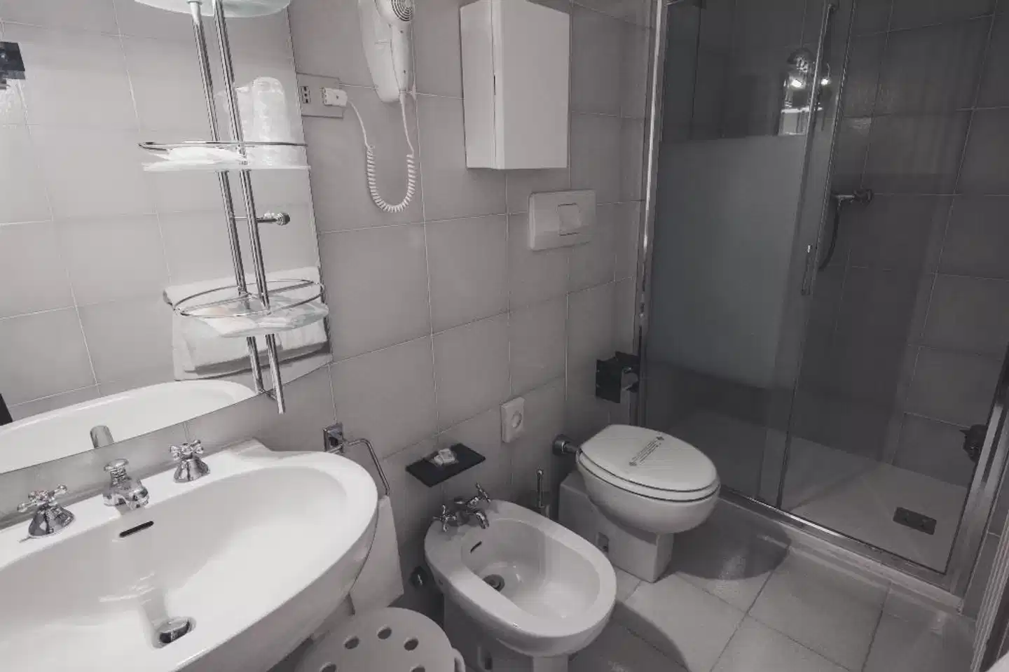 Hotel Britannia Genova Badezimmer