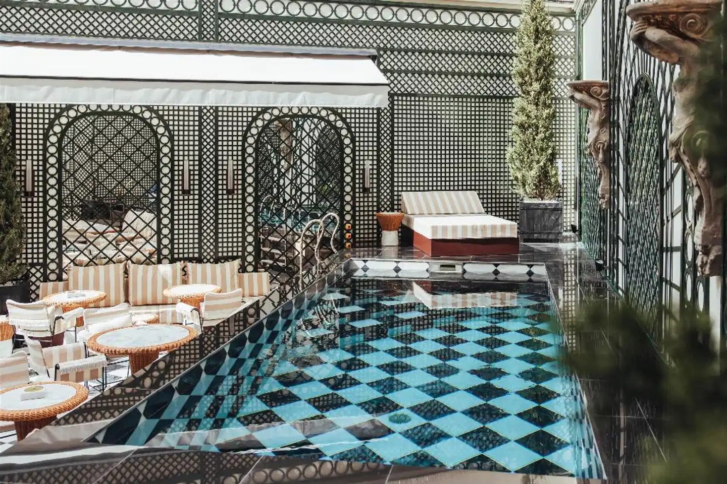 SAX Paris, LXR Hotels & Resorts Terrasse