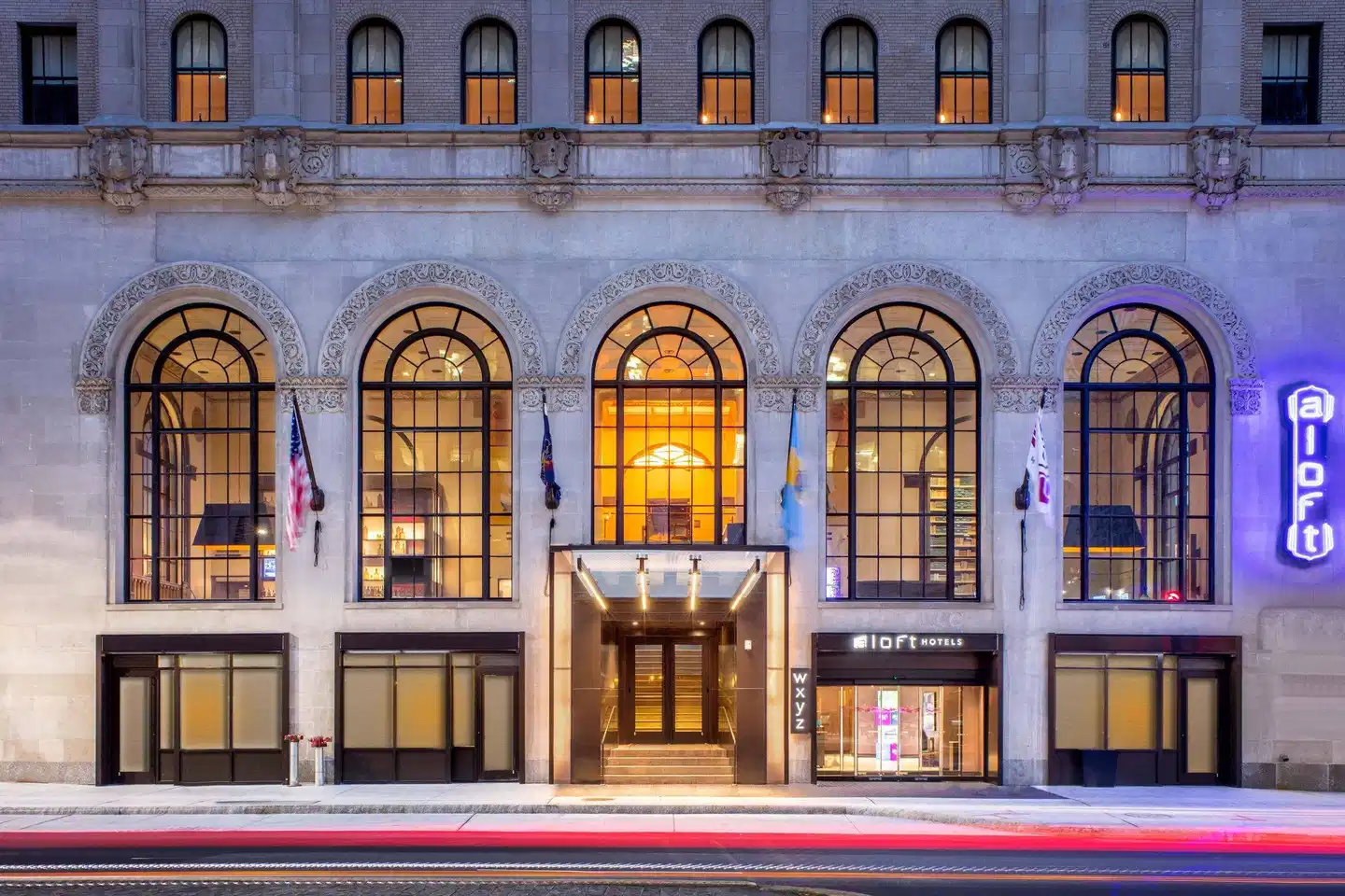 Aloft Philadelphia Downtown Lobby