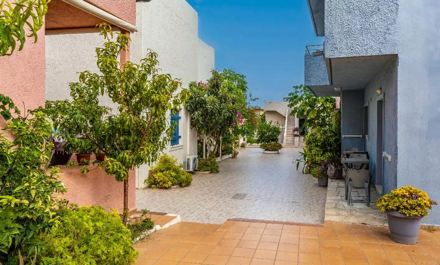 Evina Rooms & Suites Aussenansicht