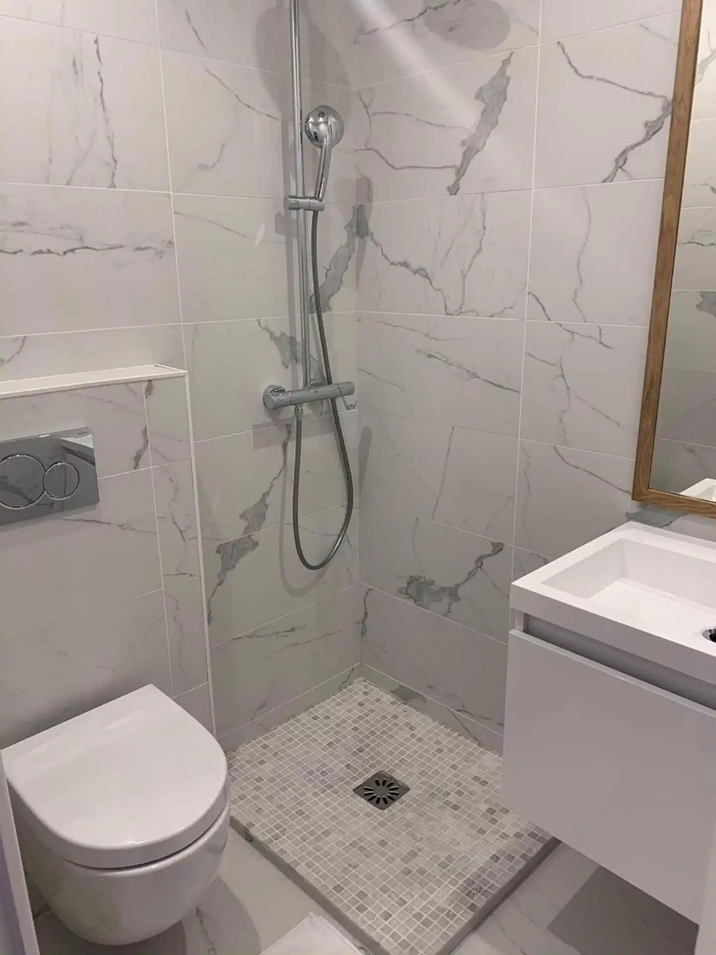 Hôtel Dupleixadiama Badezimmer