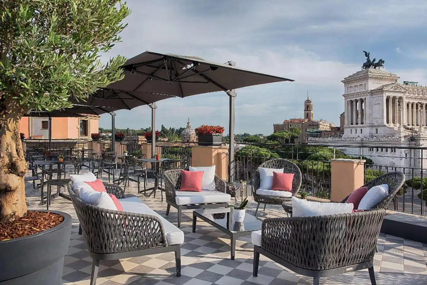 NH Collection Roma Fori Imperiali Terrasse