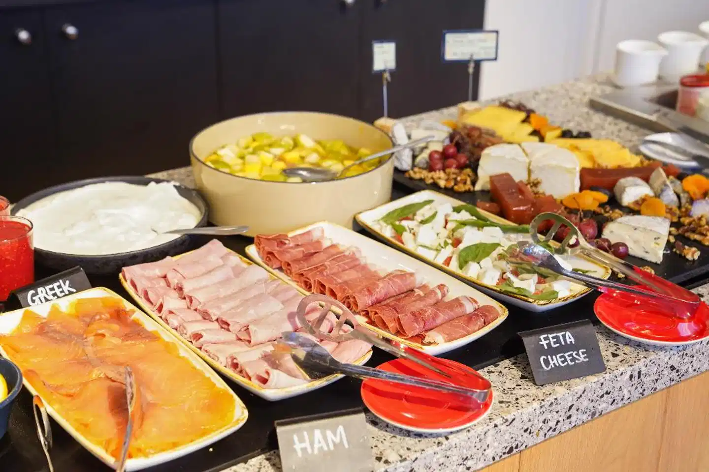 LE GRAND QUARTIER Restaurant