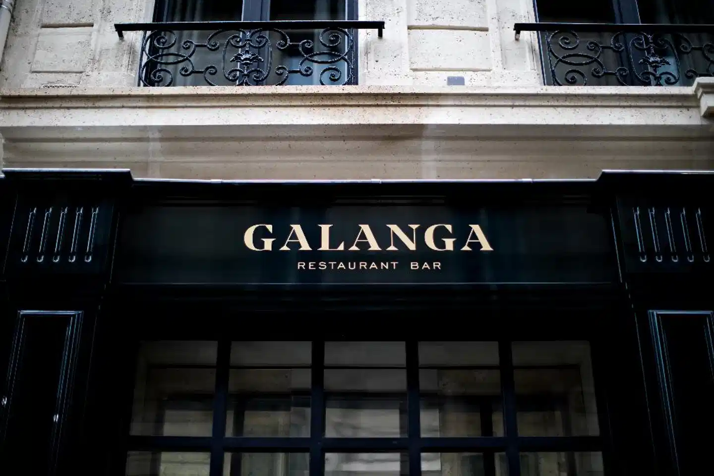 Monsieur George-Champs Elysees Aussenansicht