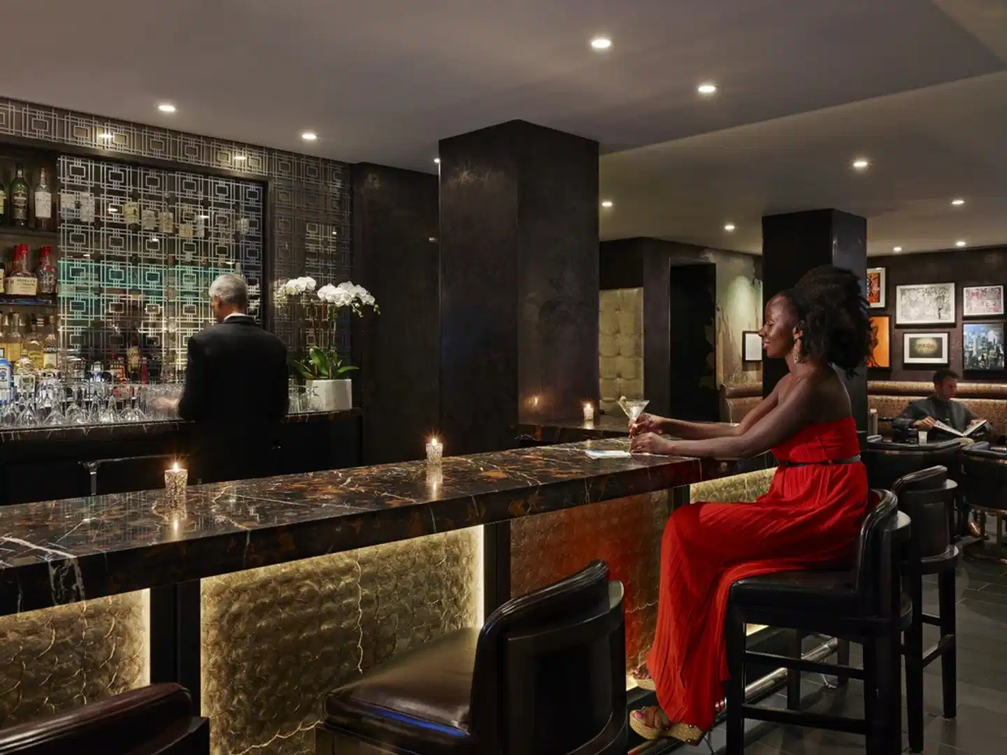 The Lexington New York City, Autograph Collection Bar
