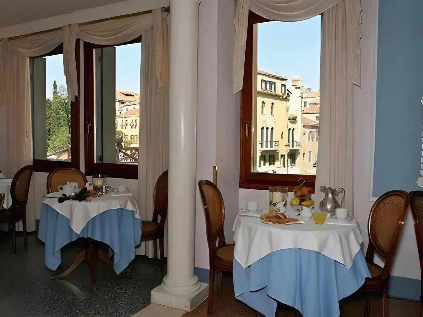 Arlecchino Restaurant