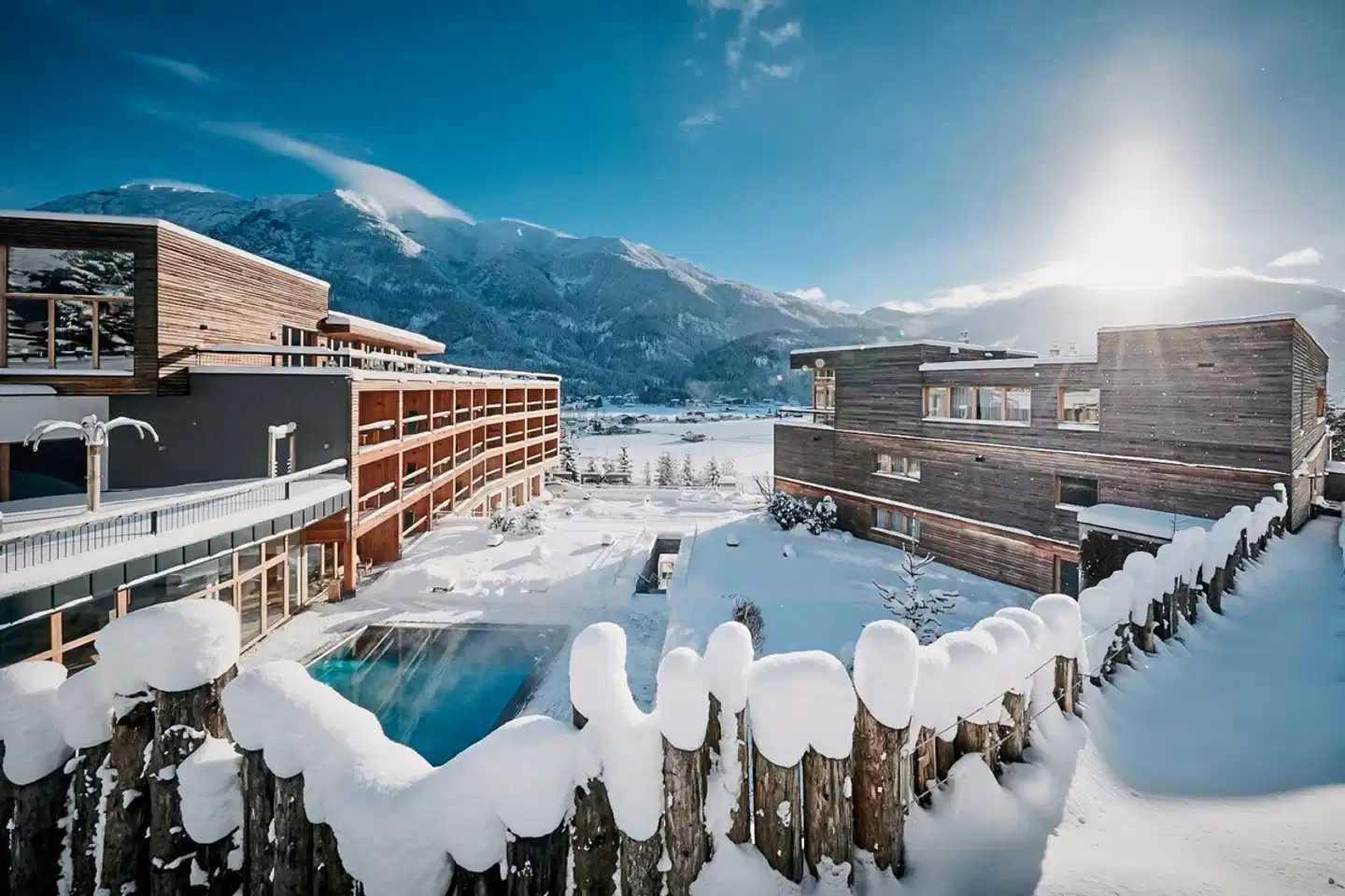 DAS KRONTHALER Alpine Lifestyle Hotel Aussenansicht