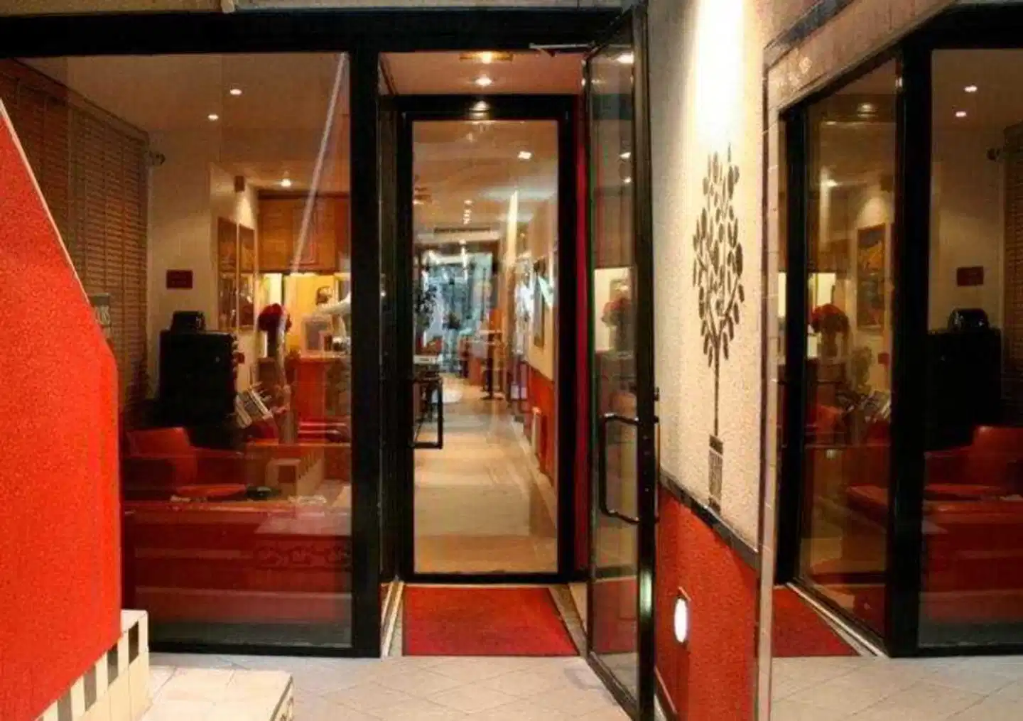 Hotel Brady  - Gare de l'Est Lobby