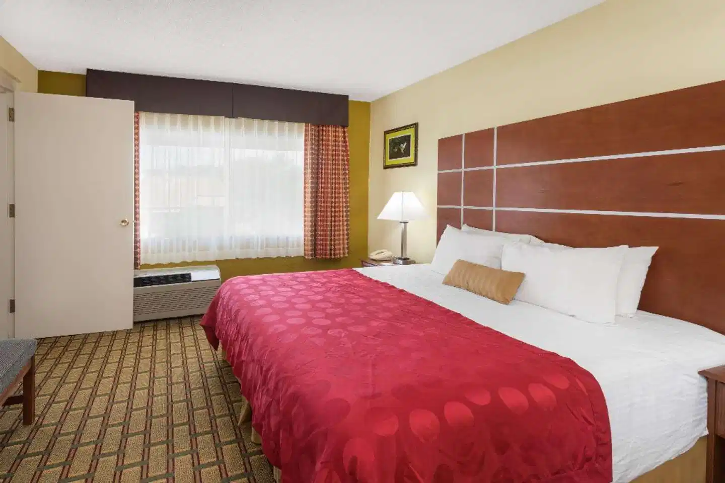 Ramada by Wyndham Asheville Southeast Wohnbeispiel