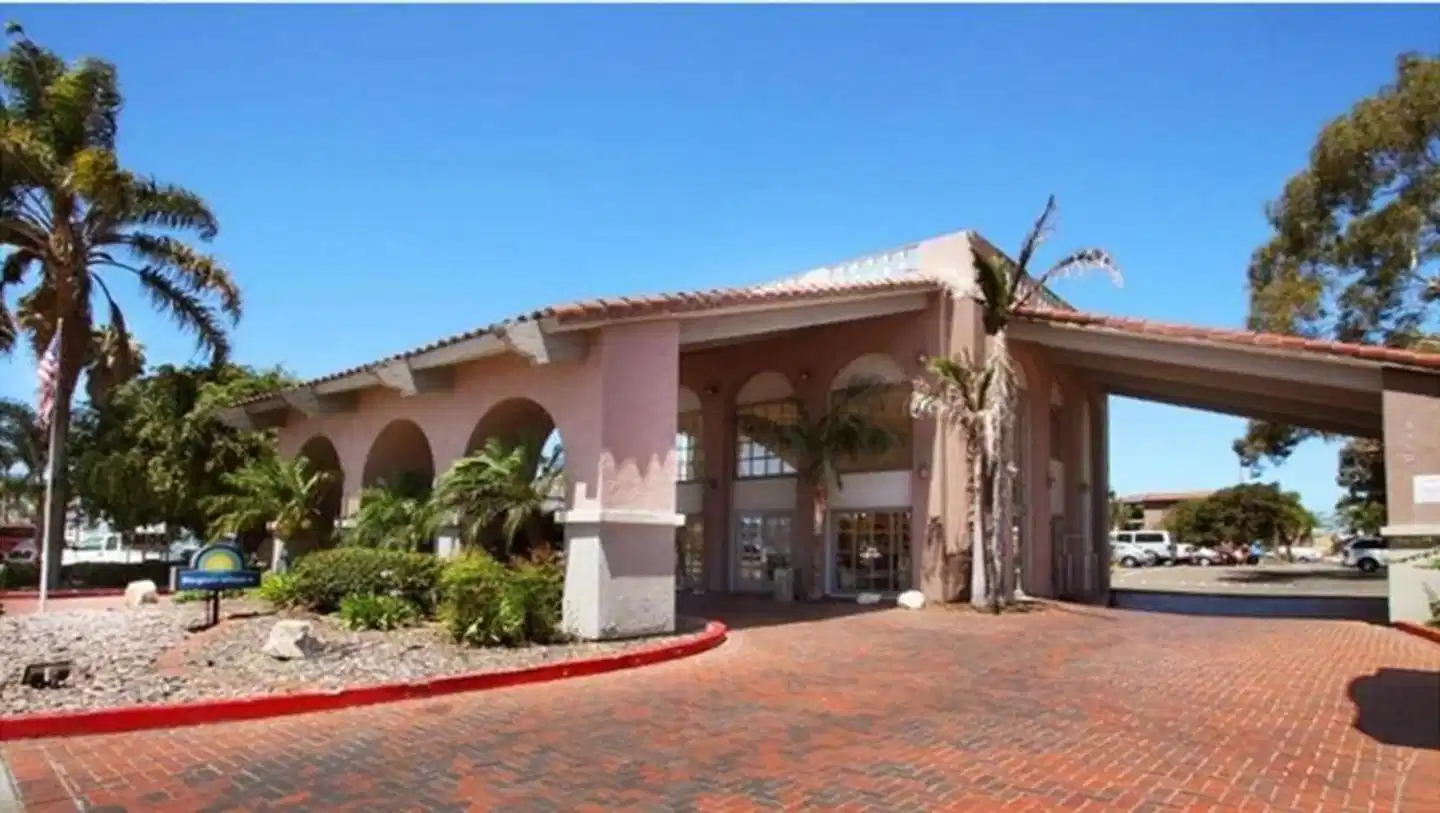 Days Inn by Wyndham San Diego Near Sea World Aussenansicht