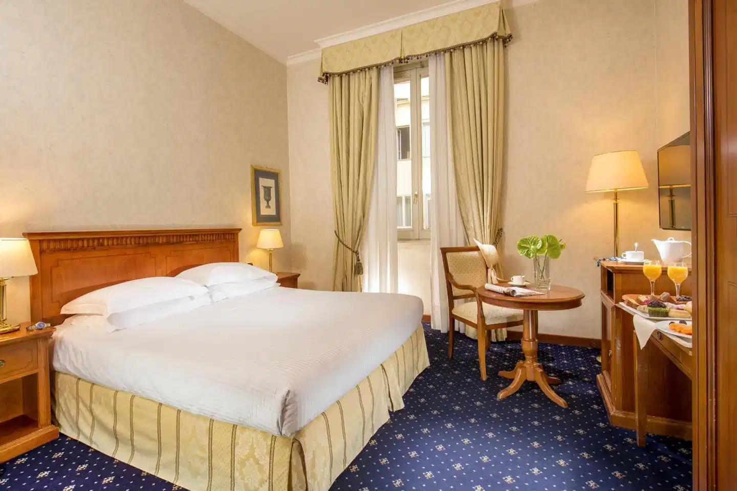 Empire Palace Wohnbeispiel