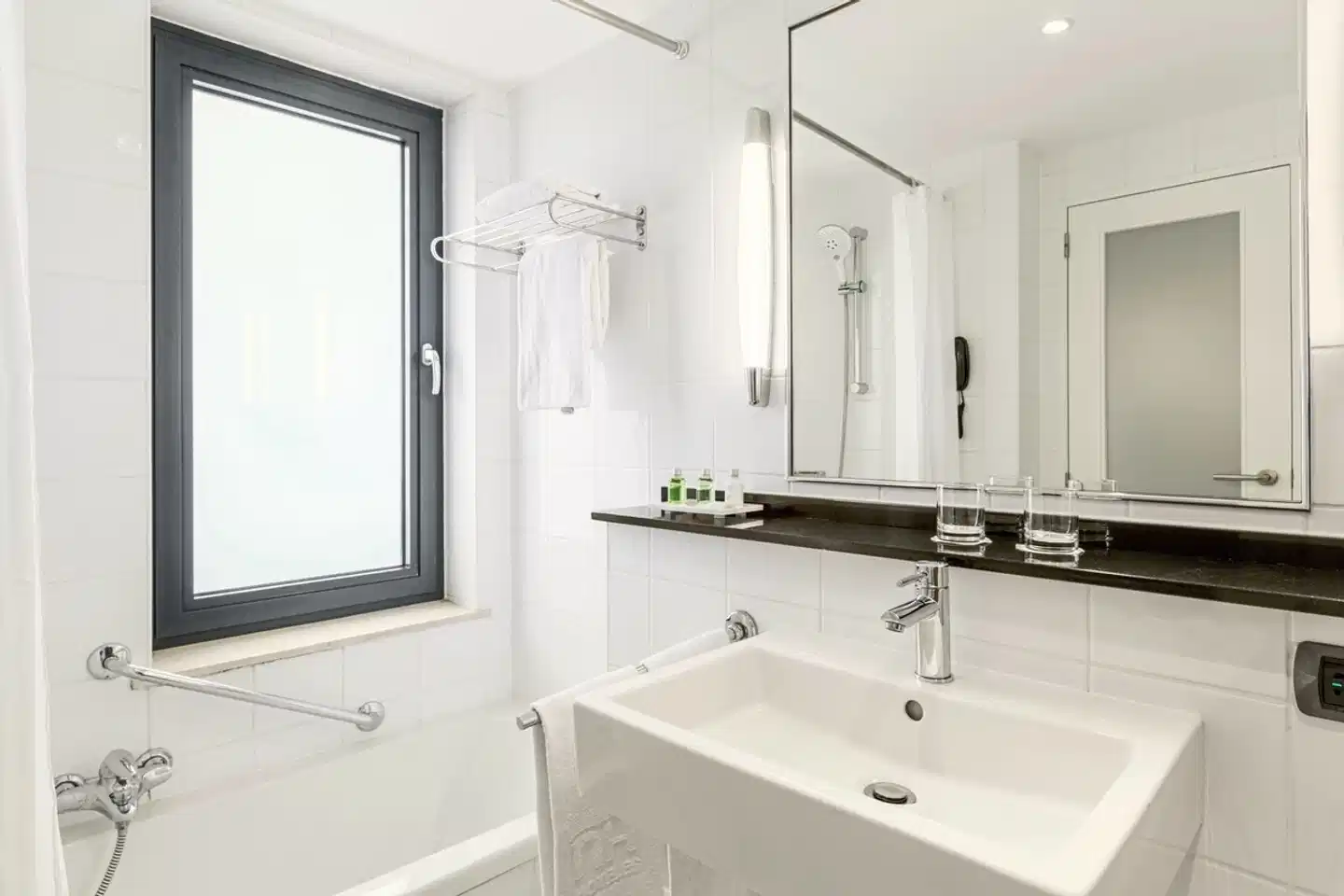 NH Grand Place Arenberg Badezimmer