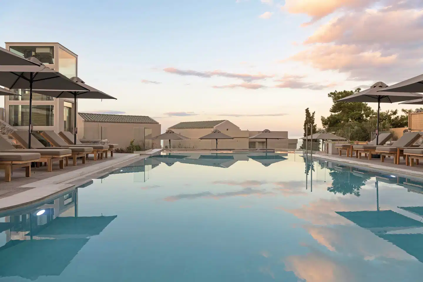 Galaxy Suites Boutique Resort Pool