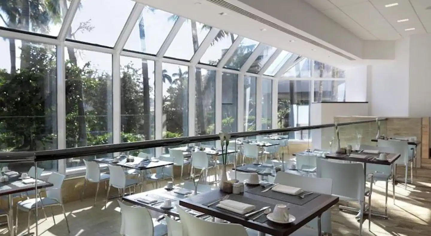 Pier Sixty-Six Hotel and Marina Restaurant