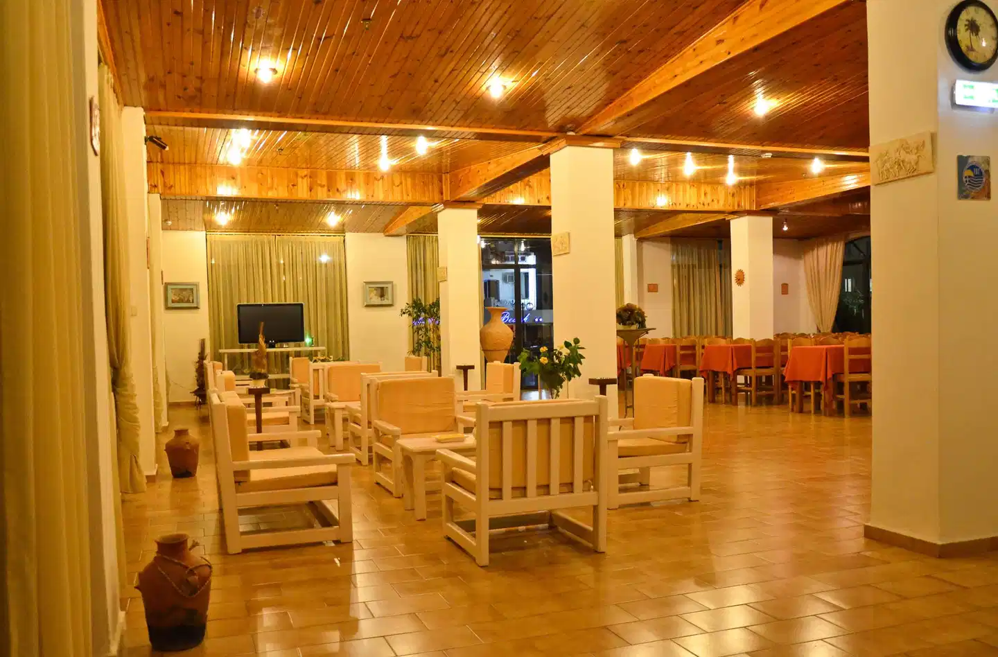 Niko Elen Hotel Lobby