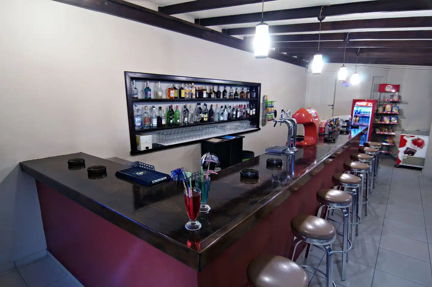 Ourania Apartments Bar