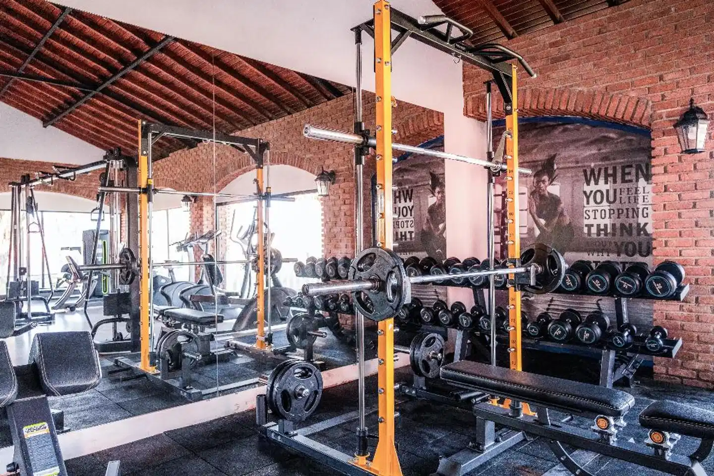 Selectum Colours Side Sport und Entertainment