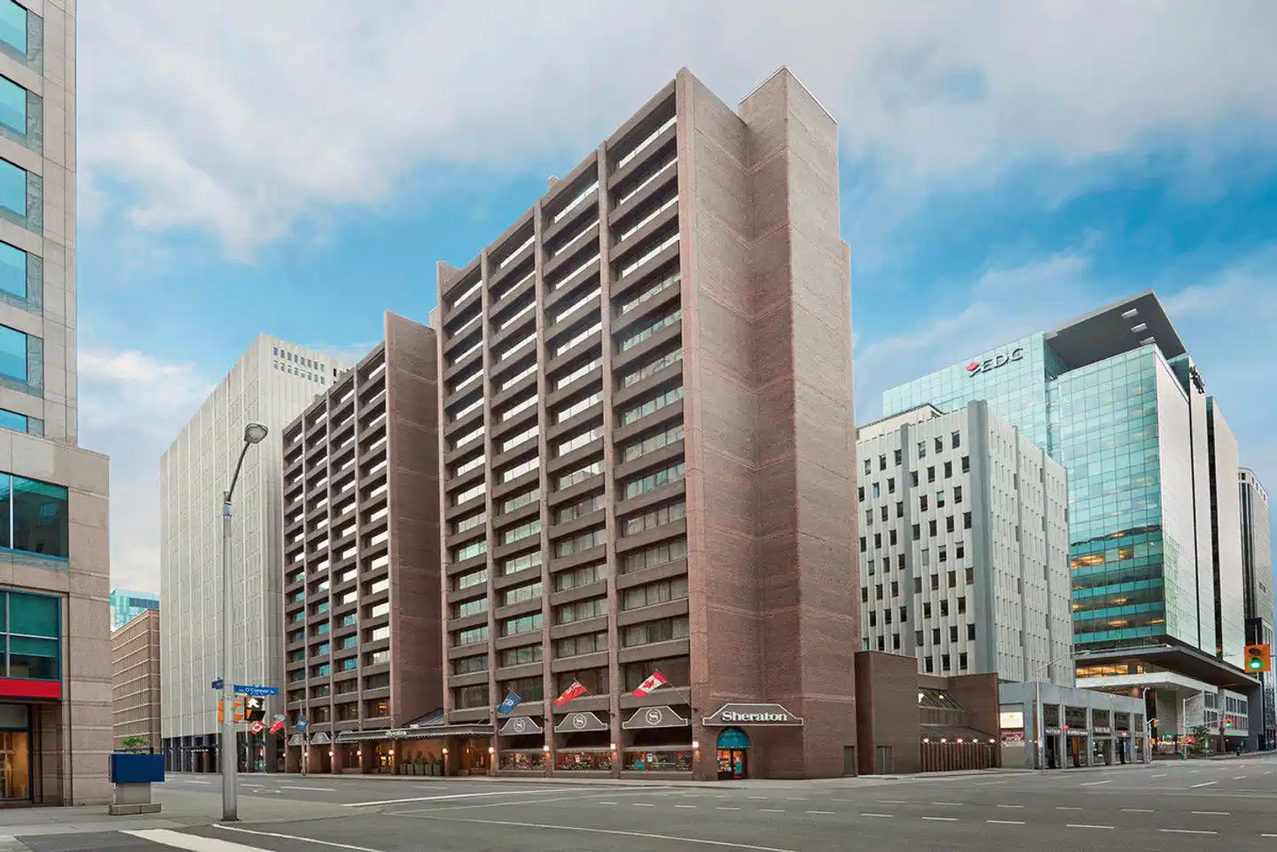 Sheraton Ottawa Hotel Aussenansicht